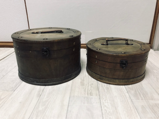 オシャレなアンティークケース