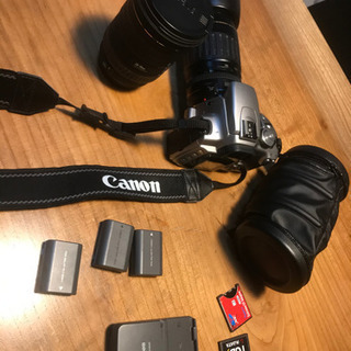 フルセット　一眼レフ　カメラの画像