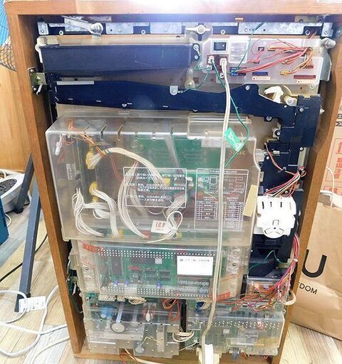 【希少】CR モンスターマンション パチンコ 実機 パチスロ 家庭用電源 希少】CR モンスターマンション パチンコ 実機 パチスロ 家庭用