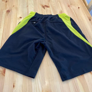 アンブロ　140 半ズボンの画像