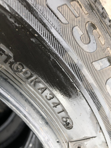お早めの冬支度、215/60R16 ブリヂストンVRX✨