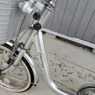 T12 三輪自転車 前2輪 ブリジストン シルバー BRIDGESTONE三輪自転車 T12 三輪自転車 前2輪 ブリジストン シルバー