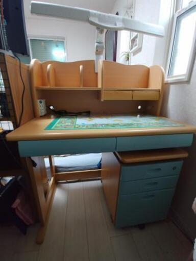 ニトリ学習机