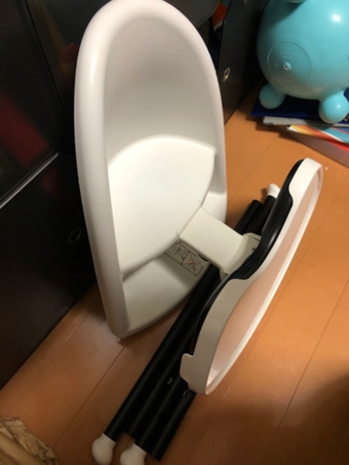 取引中　ベビービョルン　ハイチェア