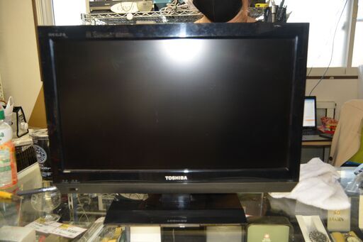 TOSHIBA　液晶カラーテレビ