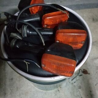 Z750GPウインカー