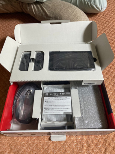 任天堂Switch本体 グレー  【新品未使用品】 保証書付