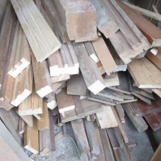 【売約済み】☆無料☆地元のみ☆焚き木　薪　木材　薪ストーブに☆