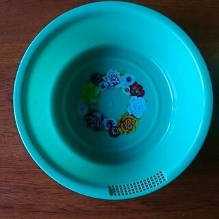 レトロ花柄　洗いおけの画像