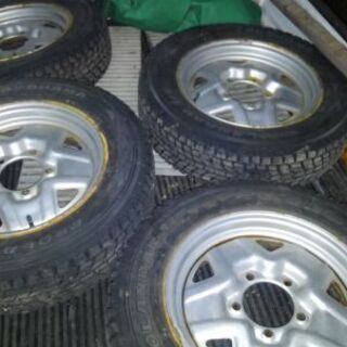 ジムニースタッドレスタイヤ　175/80R16