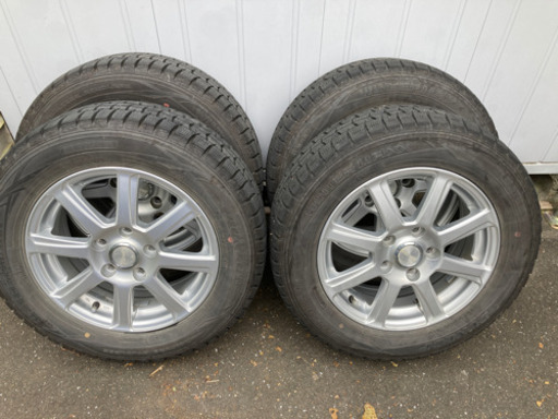 １９５／６５Ｒ１５　ダンロップ　スタッドレスタイヤ