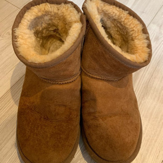 UGGムートンブーツ