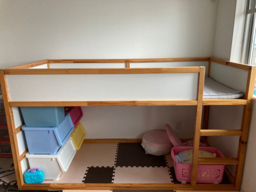 【取引中】IKEAのロフトベッド　専用マットレス付き