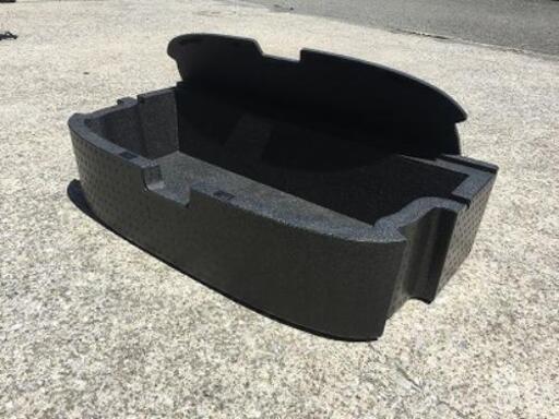 日産　キューブ　ラゲッジアンダーボード　荷台　蓋　フタ