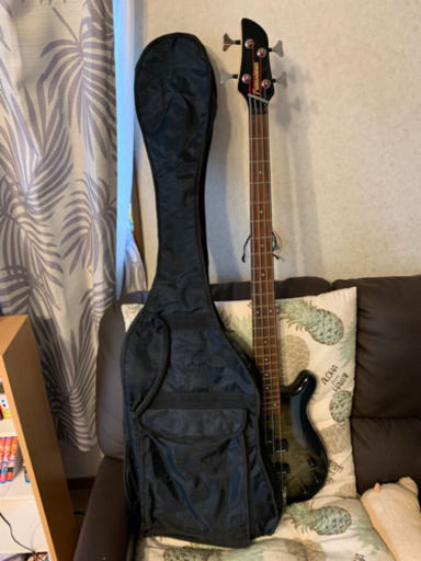 フェルナンデス　エレキベース　美品