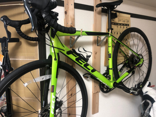 ロードバイクです