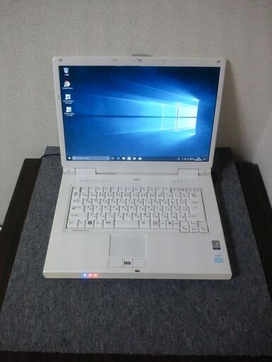（代引可能）WIN10 FUJITSU FMV BIBLO NF40W（4台目）