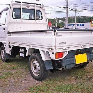 車検Ｒ４年９月　サンバートラック 切替式４ＷＤ　５ＭＴ　サビが少なく程度良好おすすめ車輌の画像