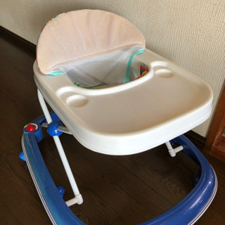 【無料】ベビー　歩行器