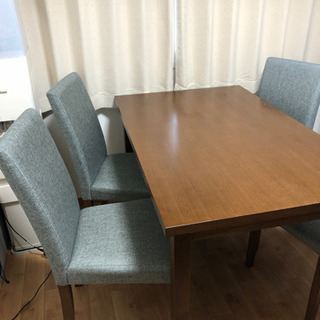 ダイニングテーブル　椅子4脚　セットの画像