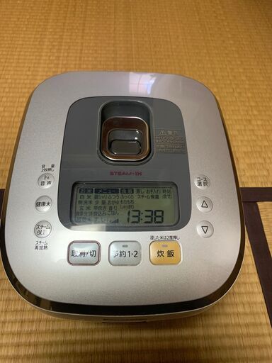 炊飯器 Panasonic SR-SW103　※国道2号線周辺で受け渡し希望