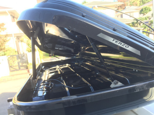 ルーフボックス    TERZO ローライダー