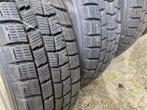 軽自動車用スタッドレスタイヤ4本
