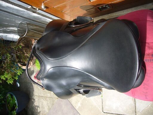 【値下げ10万→7万】　馬場 鞍　付属品付き