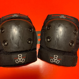 大特価！！スケートボード、ヒジパット