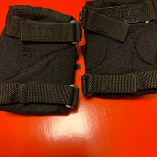 大特価！！スケートボード、ヒジパットの画像