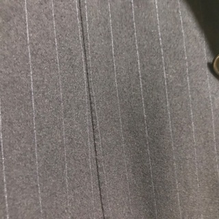 トゥモローランドのスーツの画像