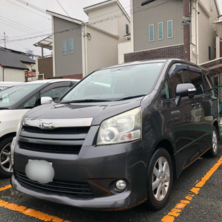 TOYOTA  ノア S i  車検有　ZRR70W