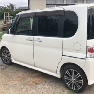 タントカスタム ２３年式の画像