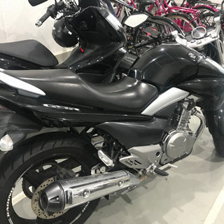 スズキGSR