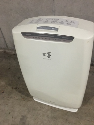 ダイキン　加湿空気清浄機　2013年製　MCK55P-W
