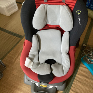コンビ　チャイルドシート