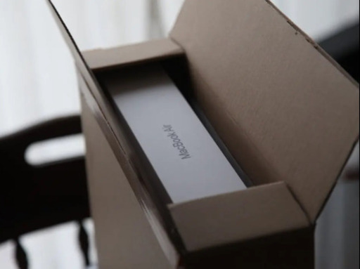 美品　MacBook Air 2020年3月モデル　スペースグレイ