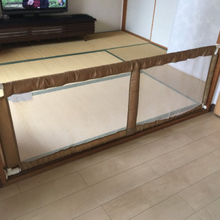 【良品】ベビーゲート とおせんぼ 幅140-185 日本育児