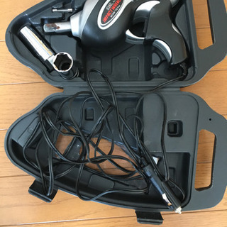電動式インパクトレンチの画像