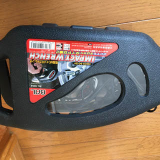 電動式インパクトレンチの画像