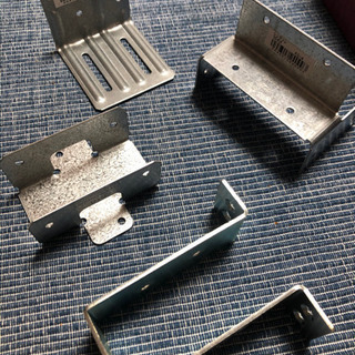 2×4用のパーツ4種の画像