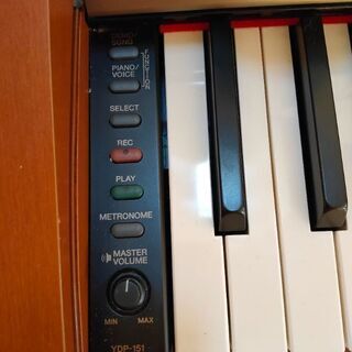 電子ピアノ　YAMAHA　YDP-151の画像