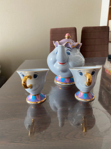 ディズニー　ティーセット