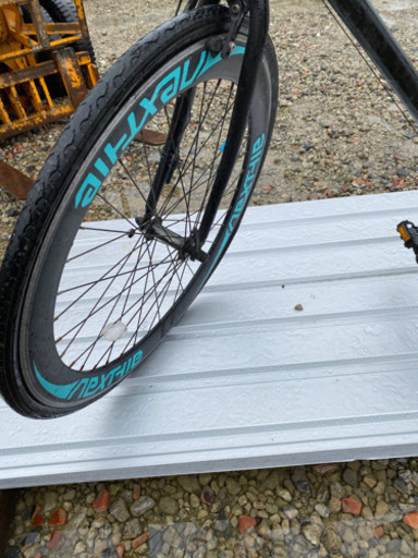 ネクスタイル　クロス自転車