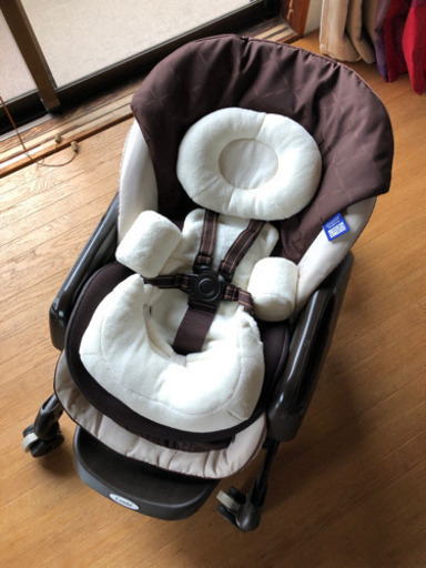 コンビネムリラ　ハイロウチェアー