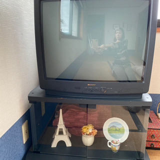 ブラウン管テレビとテレビ台
