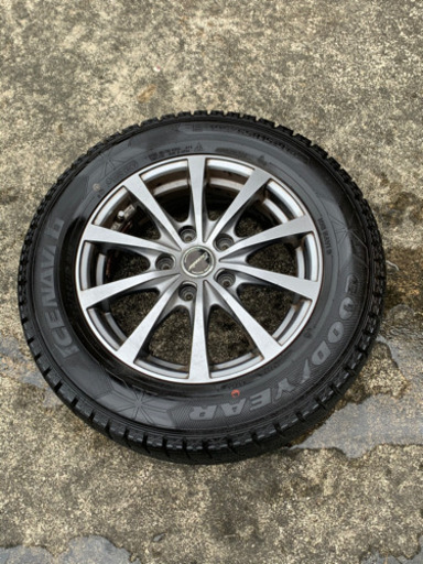 195 65 R15 スタッドレス+アルミホイール4本セット　ステップワゴンで使用