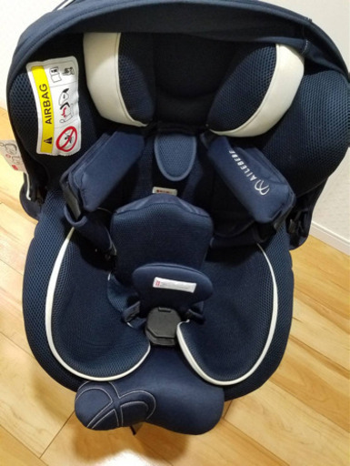美品 エールべべ クルット シェリール 5i  チャイルドシート