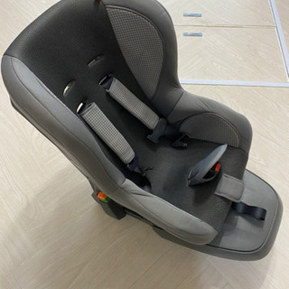 タカタ　ISOFIX チャイルドシート