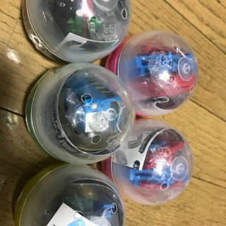 カプセルプラレール  トーマス  びっくりへんしん コレクション編